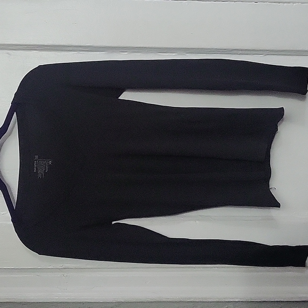 Faded Black V-Neck Long Sleeve Tee